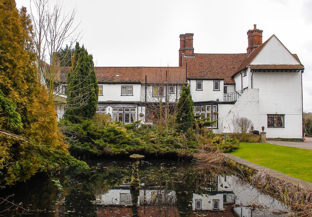 Swallow Churchgate Hotel Harlow Dış mekan fotoğraf