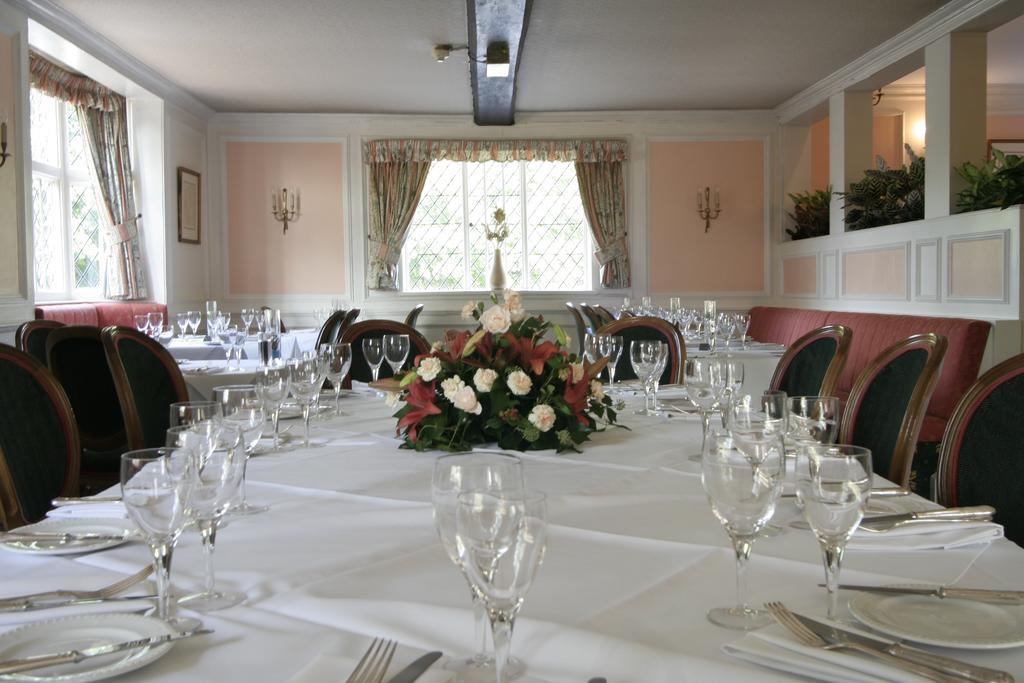 Swallow Churchgate Hotel Harlow Dış mekan fotoğraf